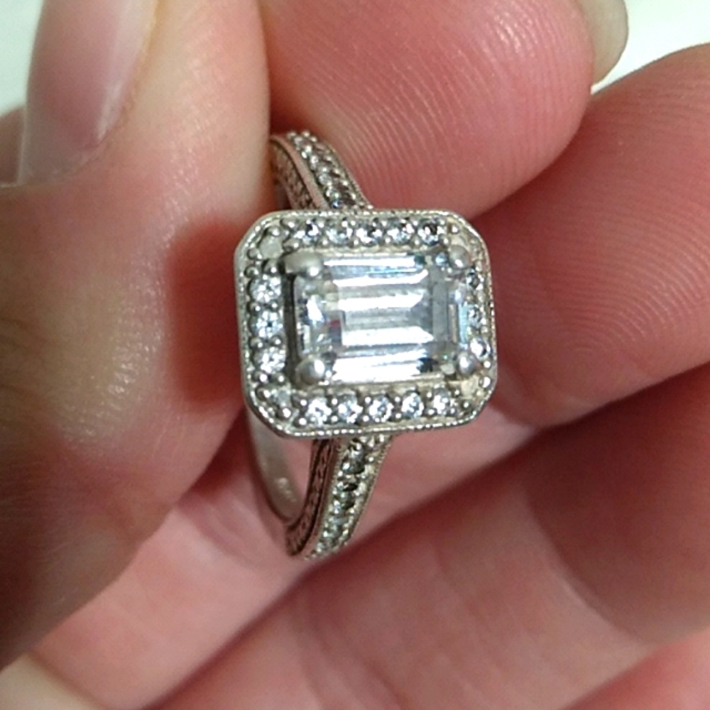 FINAL SALE! Stunning Sterling Silver 925 Cz Ring ๐ Size 7 - Picture 7 of 14